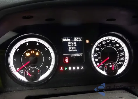 2020 Ram 1500 Classic Slt 4X2 6'4 Box z USA, uszkodzony, nr VIN 1C6RR6TT6LS102831